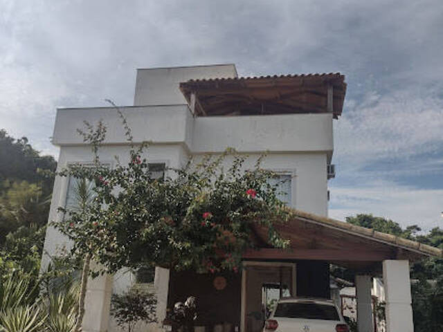 #448 - Casa para Locação em Rio das Ostras - RJ