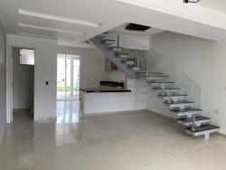 Casa para Venda em Macaé - 5