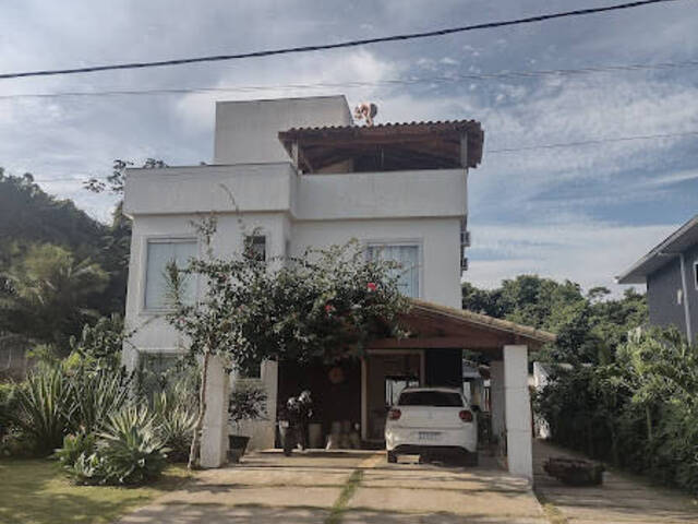 #300 - Casa para Venda em Rio das Ostras - RJ - 2