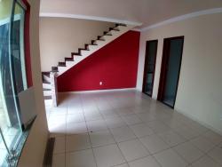Casa para Venda em Rio das Ostras - 2